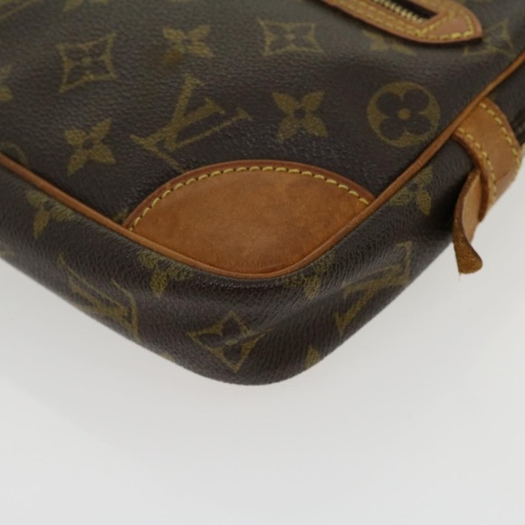 Louis Vuitton Marly Dragonne Clutch - Picture 15 of 17